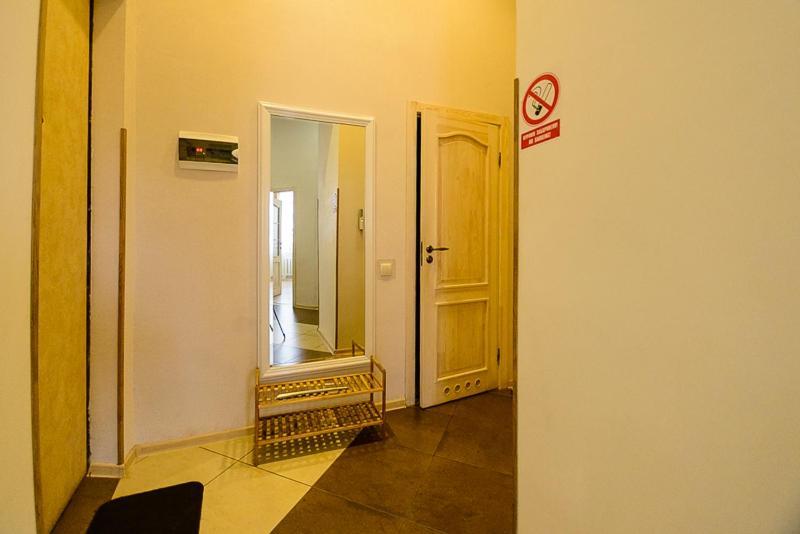 Comfortable Apartment On Mikhaylovskiy Lane Kiev Eksteriør billede