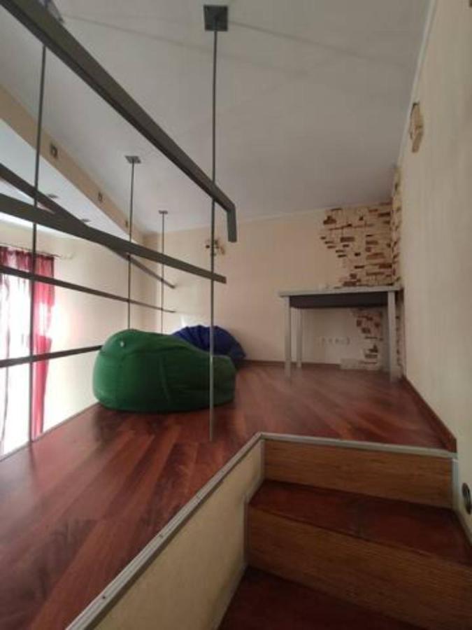 Comfortable Apartment On Mikhaylovskiy Lane Kiev Eksteriør billede