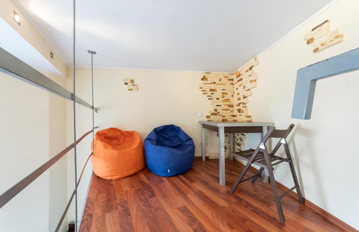 Comfortable Apartment On Mikhaylovskiy Lane Kiev Eksteriør billede
